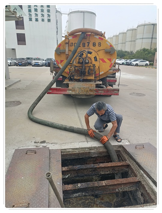 汝阳隔油池清掏